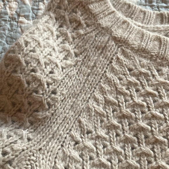 Banana Republic Merino Wool Italian Sweater - Picture 4 of 6